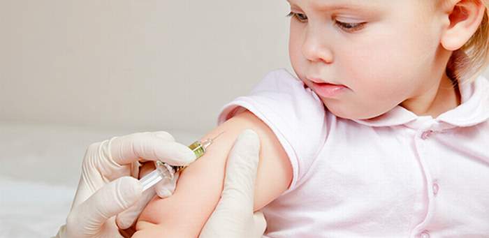 Стоит ли делать прививки ребенку 4 месяца?