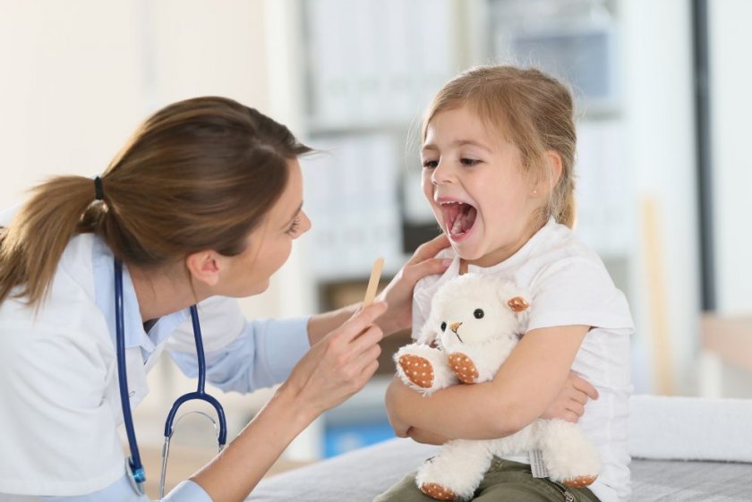 Ребёнок и педиатр