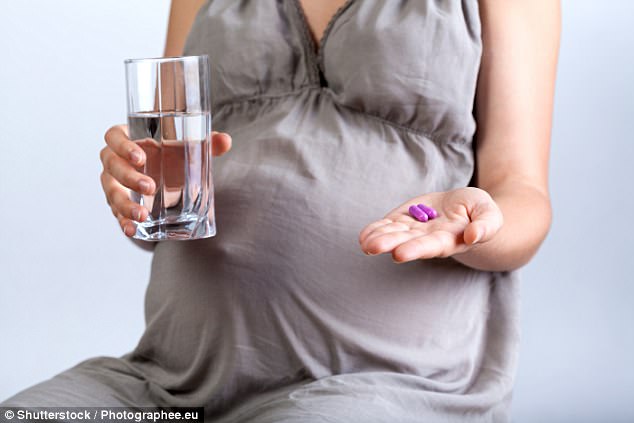 At present expecting women are only recommended to take a supplement of 400 microgrammes of folic acid, for the first 12 weeks of pregnancy