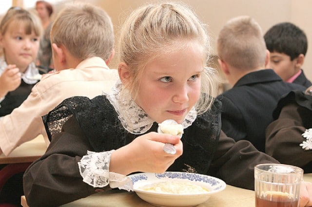 Закон о школьном питании и запрет на домашнюю еду в школах