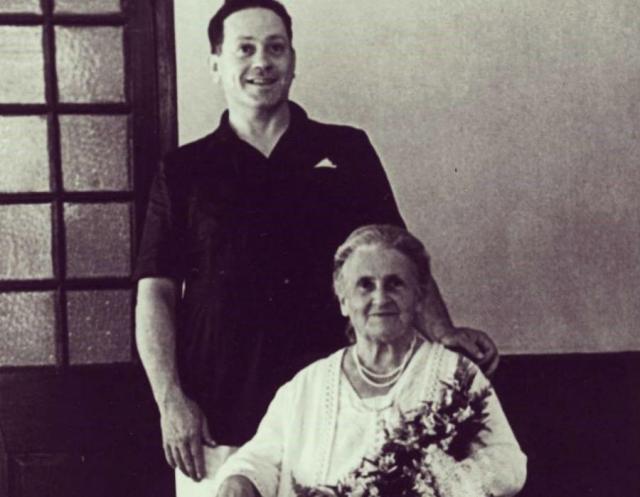 Мария Монтессори с сыном