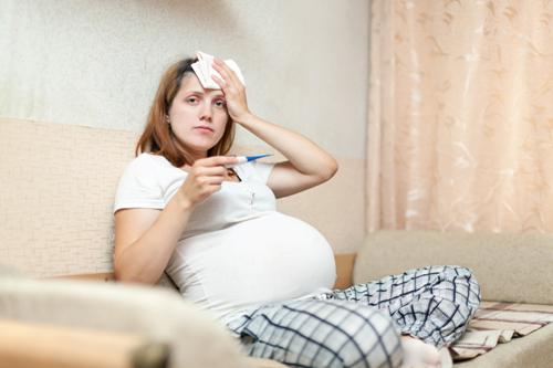 как сбивать температуру при беременности